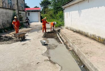 عملیات تعویض پل فرسوده و ساماندهی جوی آب