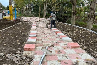 ادامه روند اجرای پروژه احداث پارک کودک ضیابر